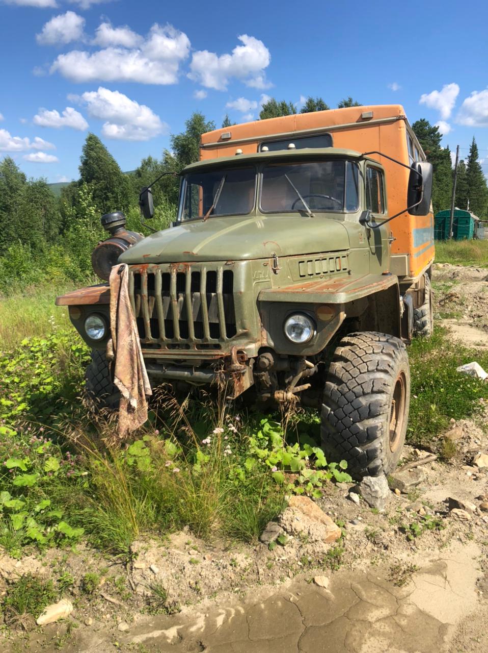 Автобус вахтовый Урал-42116